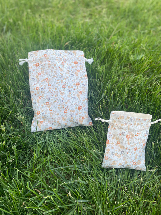 Vintage Floral Drawstring Bag