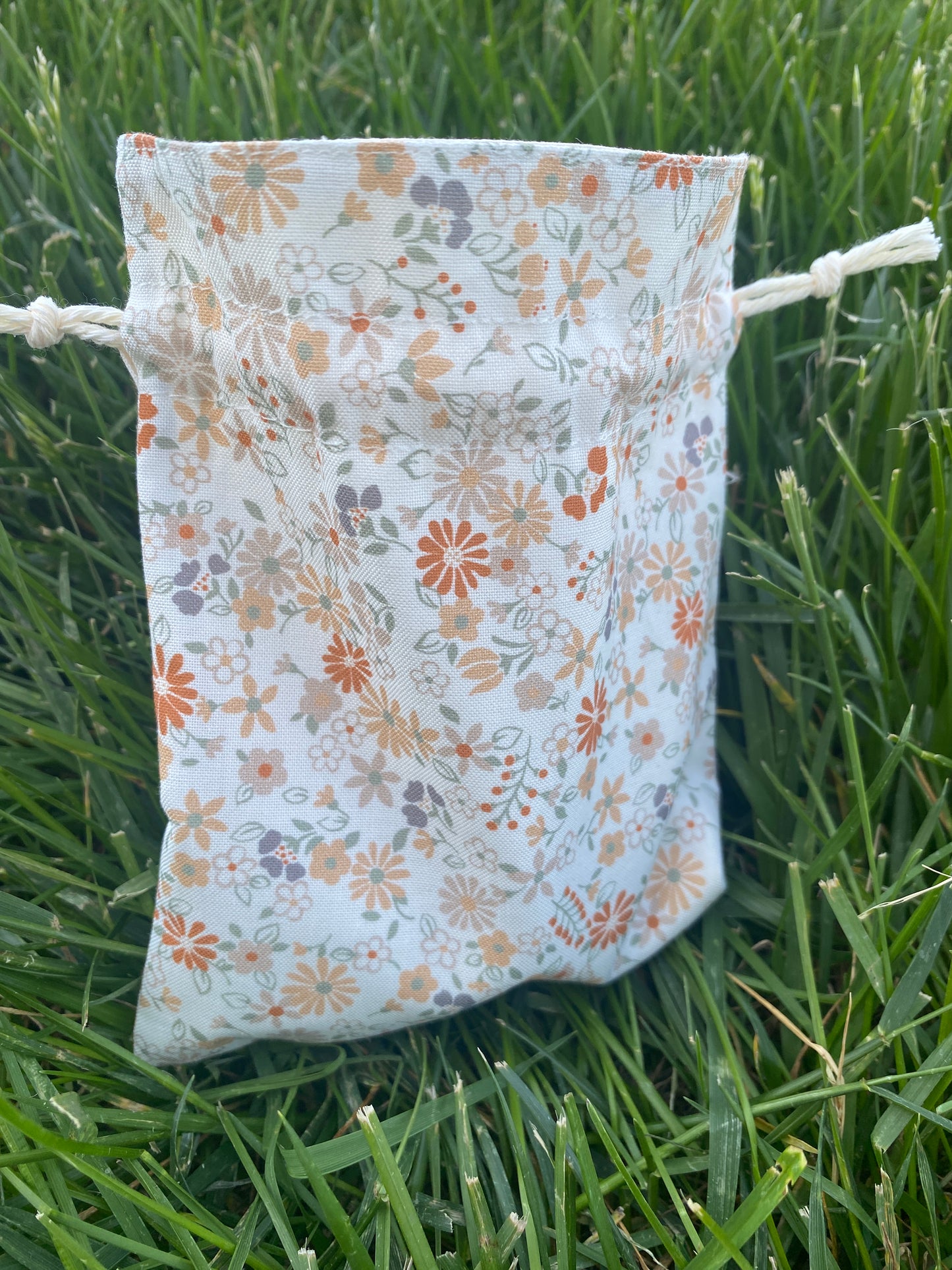 Vintage Floral Drawstring Bag