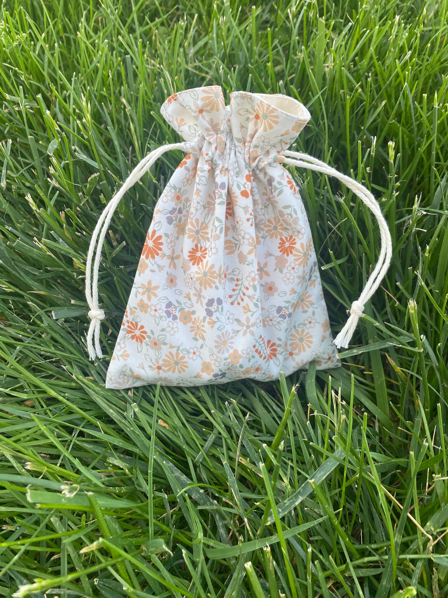 Vintage Floral Drawstring Bag