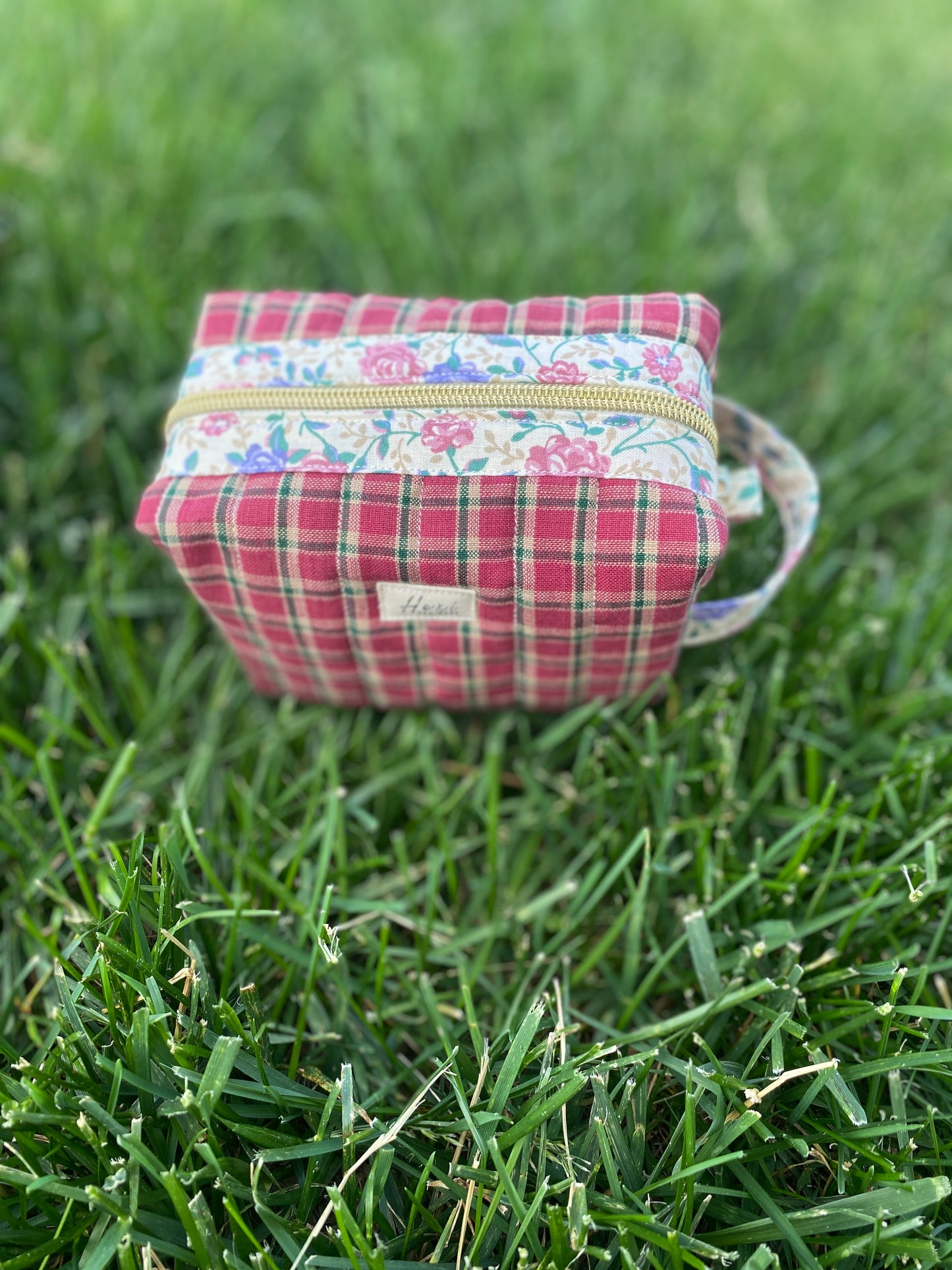 Red Plaid Vintage Quilted Toiletry Pouch